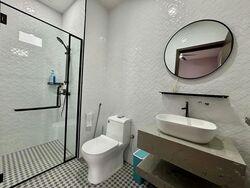 Flora Road (D17), Terrace #552025911